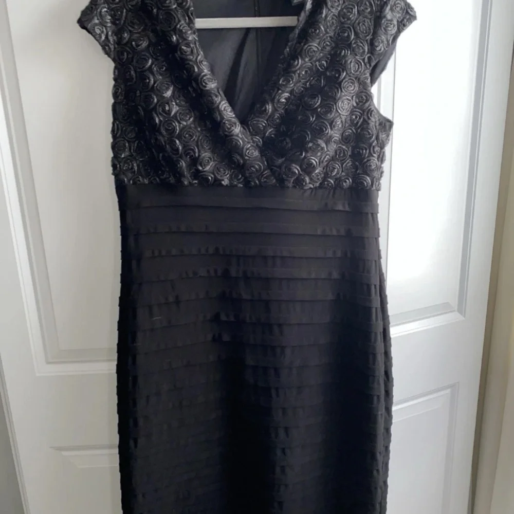 R&M Richards‎ 12P 12 Petite Black Cocktail Dress